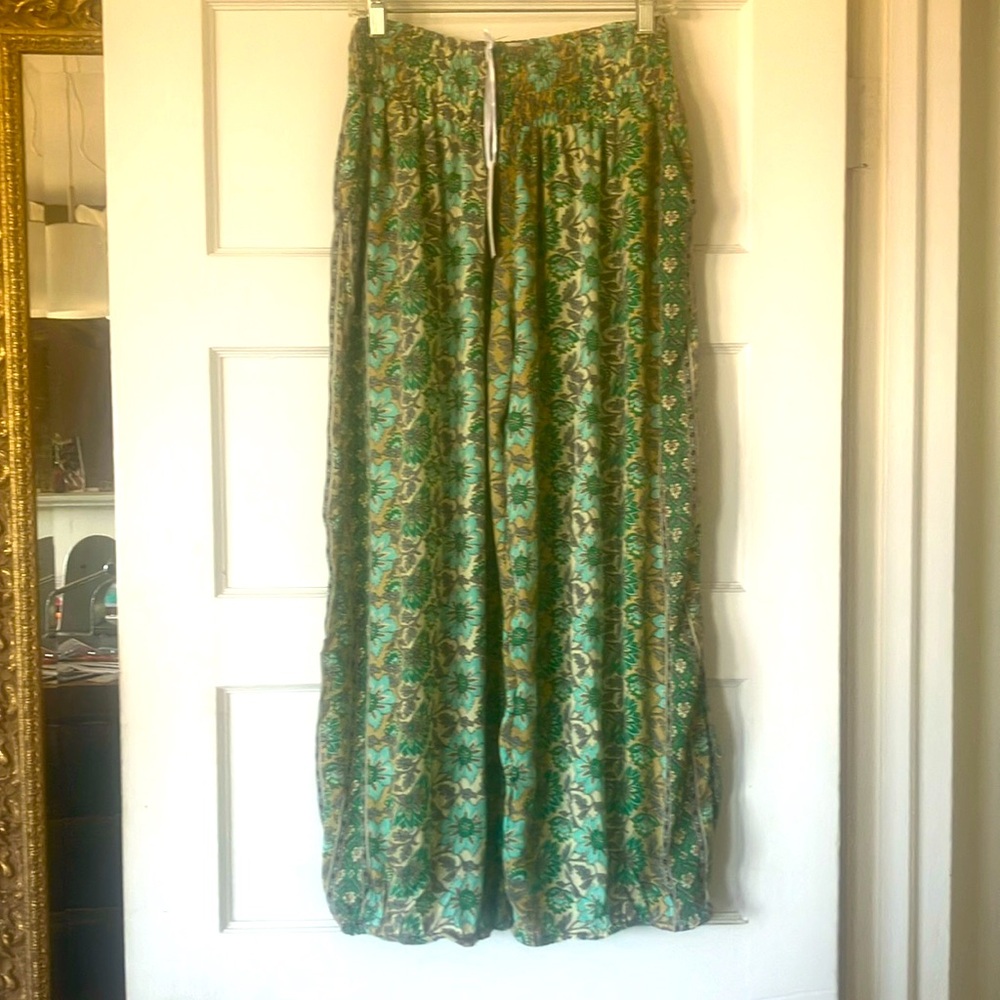 Great colors, karma highway pants with pockets